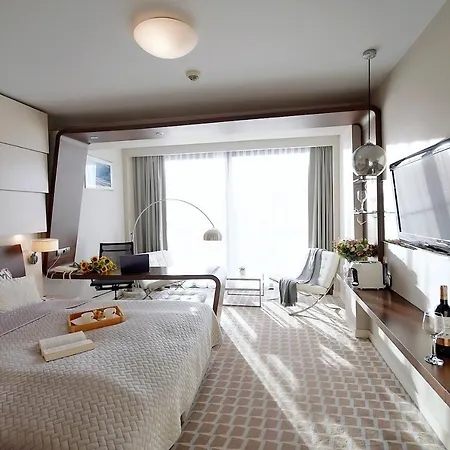 309 W Pieciogwiazdkowym Marine Prawie Na Plazy Rowery Jacuzzi Sauna W Obiekcie Dobruk アパート *