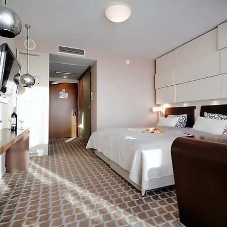 309 W Pieciogwiazdkowym Marine Prawie Na Plazy Rowery Jacuzzi Sauna W Obiekcie Dobruk アパート *