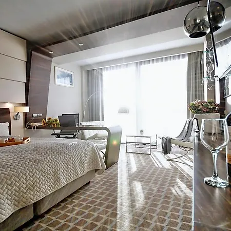 309 W Pieciogwiazdkowym Marine Prawie Na Plazy Rowery Jacuzzi Sauna W Obiekcie Dobruk アパート