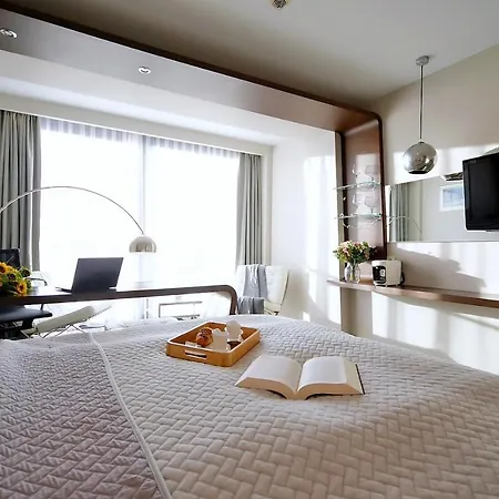 309 W Pieciogwiazdkowym Marine Hotel Plaza 20 M Rowery W Cenie Dobruk Apartamenty