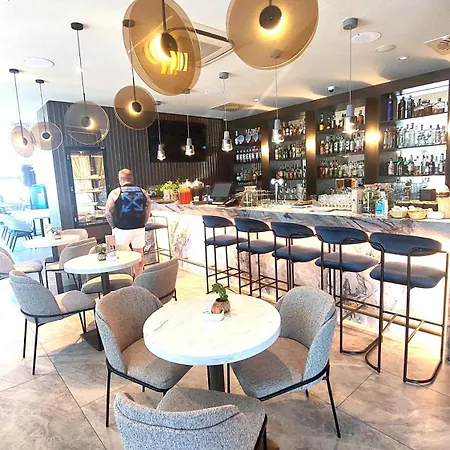 309 W Pieciogwiazdkowym Marine Hotel Plaza 20 M Rowery W Cenie Dobruk Apartamenty